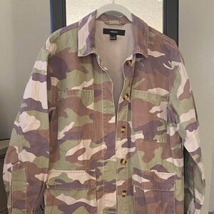 Women’s Vintage Camo Utility Jacket